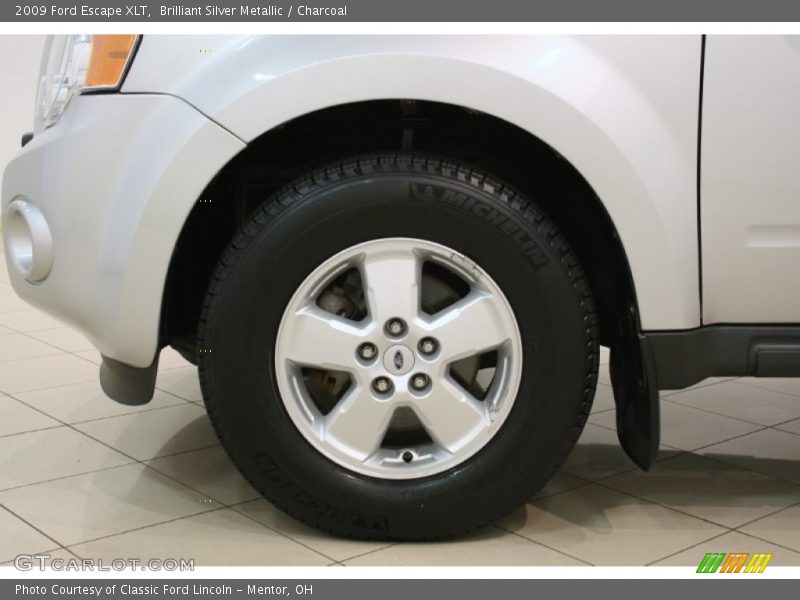 Brilliant Silver Metallic / Charcoal 2009 Ford Escape XLT