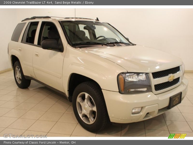 Sand Beige Metallic / Ebony 2009 Chevrolet TrailBlazer LT 4x4