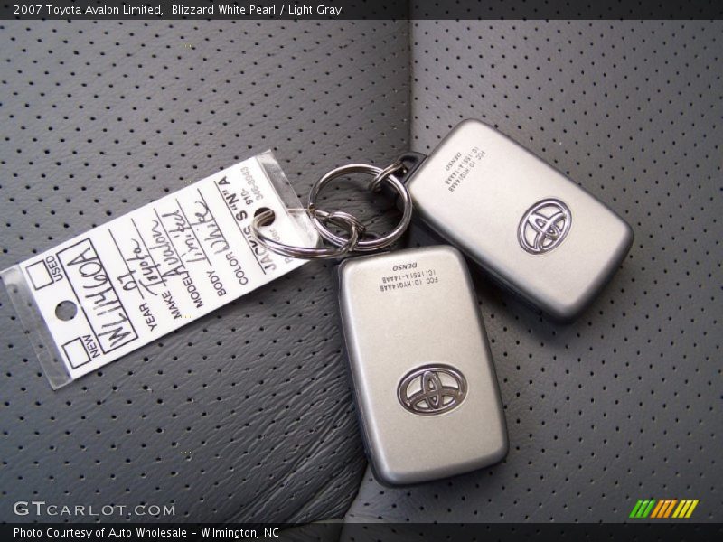 Blizzard White Pearl / Light Gray 2007 Toyota Avalon Limited