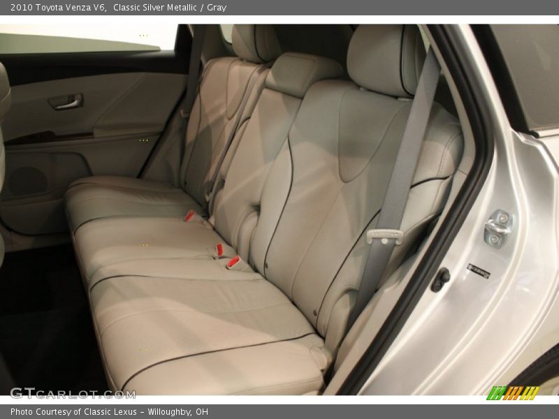 Classic Silver Metallic / Gray 2010 Toyota Venza V6