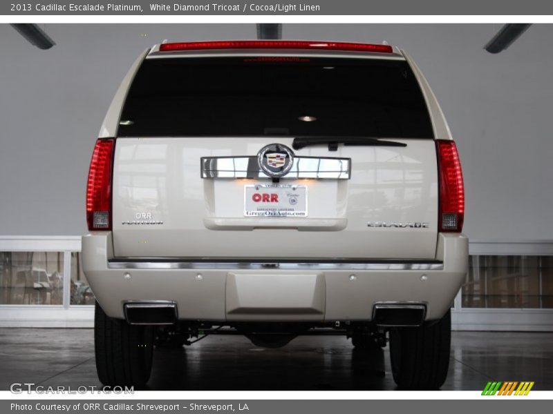 White Diamond Tricoat / Cocoa/Light Linen 2013 Cadillac Escalade Platinum