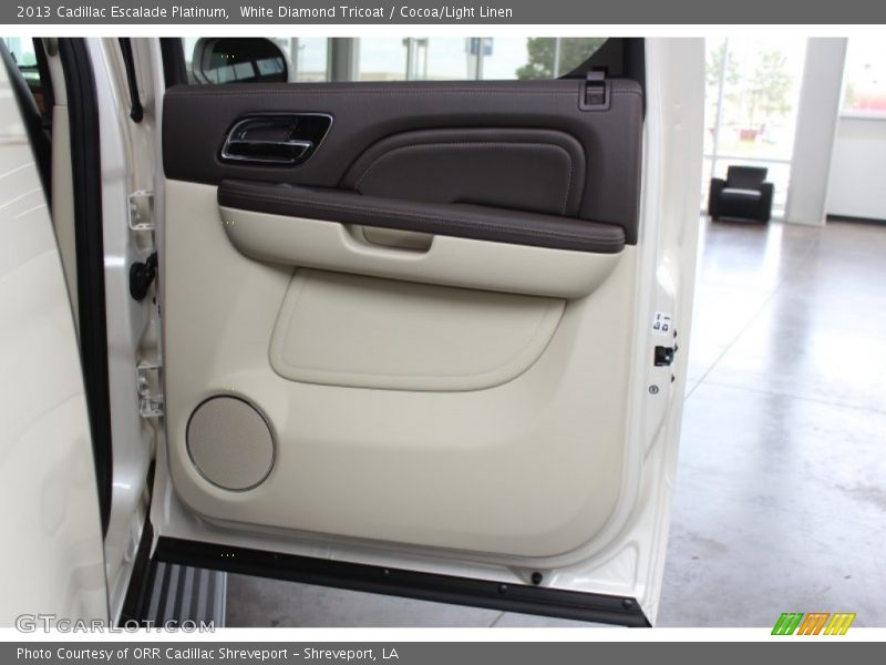 White Diamond Tricoat / Cocoa/Light Linen 2013 Cadillac Escalade Platinum