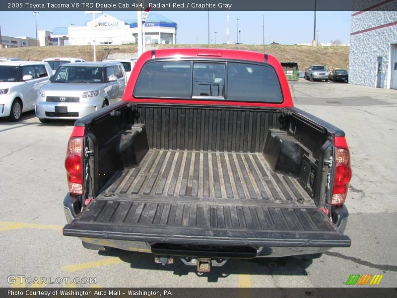 Radiant Red / Graphite Gray 2005 Toyota Tacoma V6 TRD Double Cab 4x4