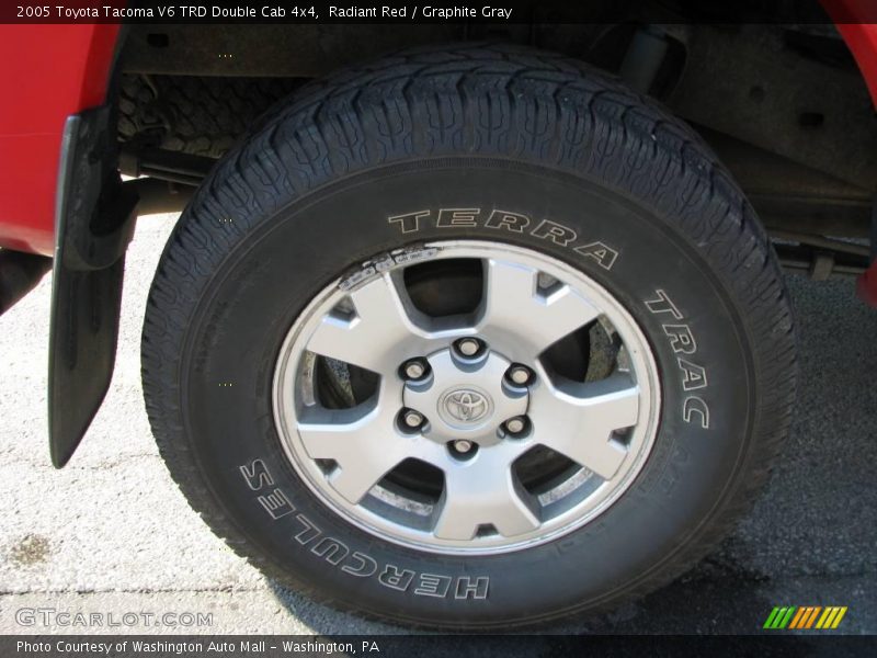 Radiant Red / Graphite Gray 2005 Toyota Tacoma V6 TRD Double Cab 4x4