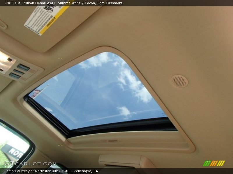 Summit White / Cocoa/Light Cashmere 2008 GMC Yukon Denali AWD