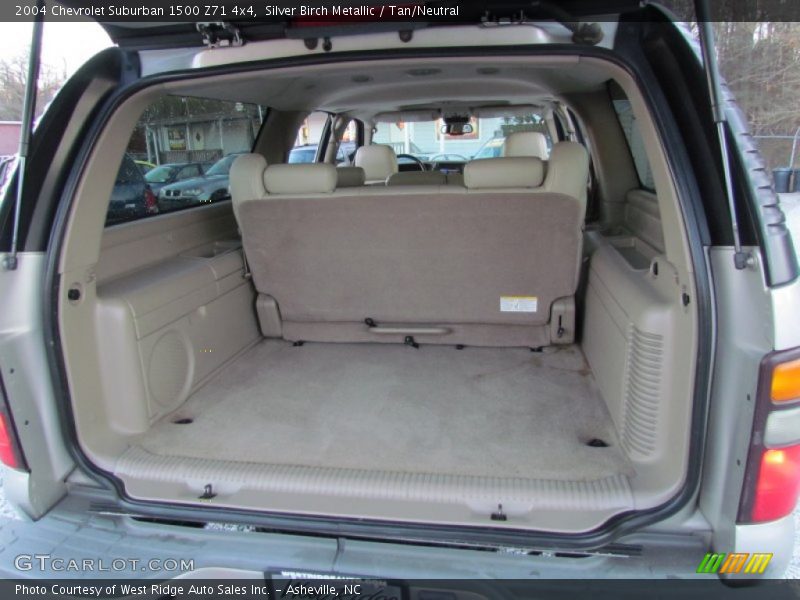 Silver Birch Metallic / Tan/Neutral 2004 Chevrolet Suburban 1500 Z71 4x4