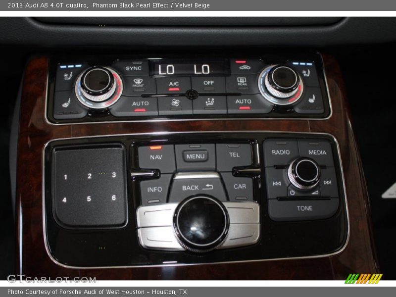 Controls of 2013 A8 4.0T quattro