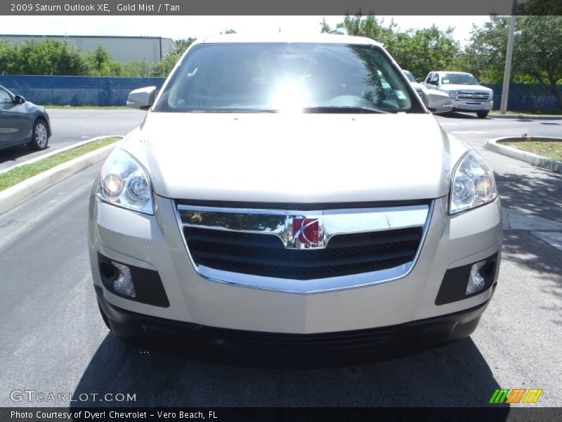 Gold Mist / Tan 2009 Saturn Outlook XE
