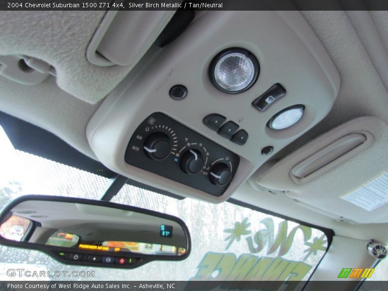 Silver Birch Metallic / Tan/Neutral 2004 Chevrolet Suburban 1500 Z71 4x4