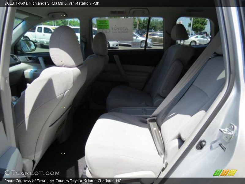Classic Silver Metallic / Ash 2013 Toyota Highlander