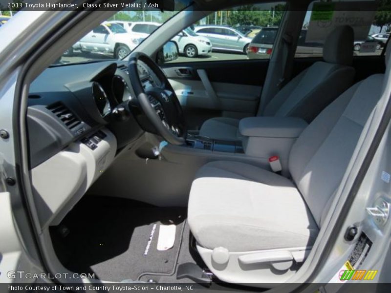 Classic Silver Metallic / Ash 2013 Toyota Highlander