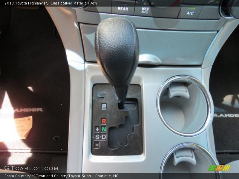 Classic Silver Metallic / Ash 2013 Toyota Highlander