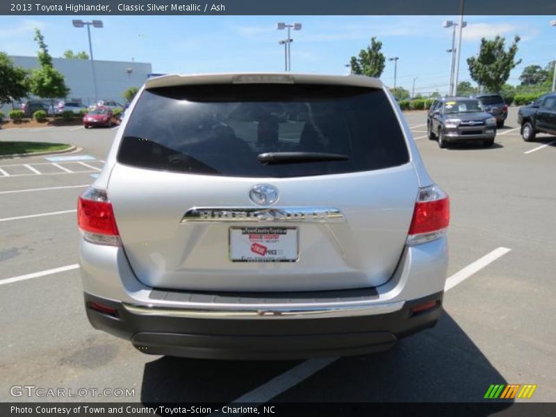 Classic Silver Metallic / Ash 2013 Toyota Highlander