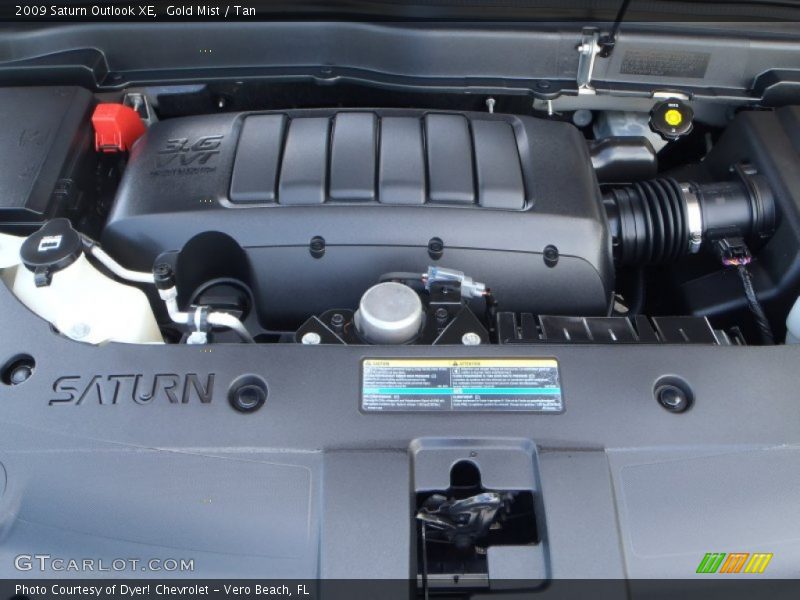 Gold Mist / Tan 2009 Saturn Outlook XE
