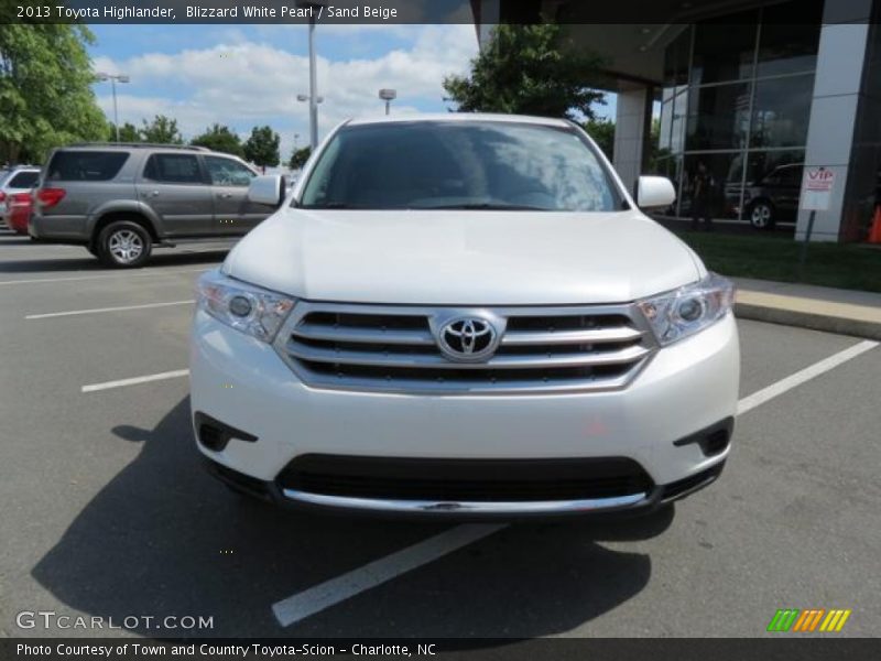 Blizzard White Pearl / Sand Beige 2013 Toyota Highlander