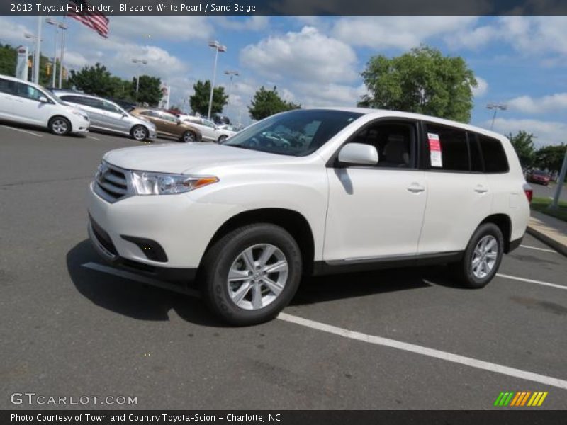 Blizzard White Pearl / Sand Beige 2013 Toyota Highlander