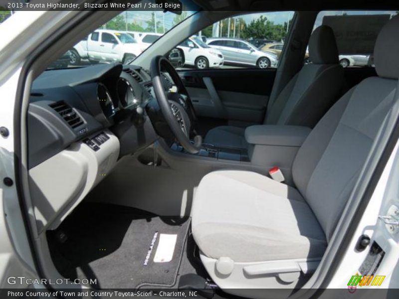Blizzard White Pearl / Sand Beige 2013 Toyota Highlander