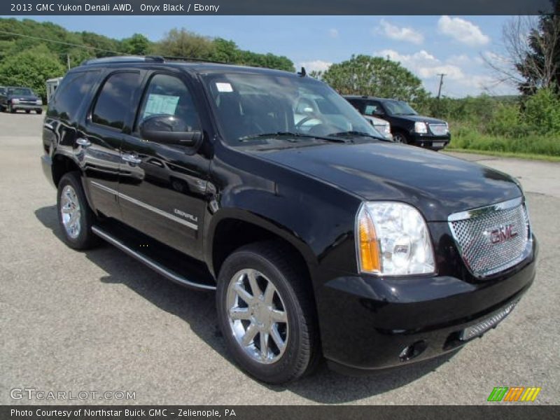 Onyx Black / Ebony 2013 GMC Yukon Denali AWD