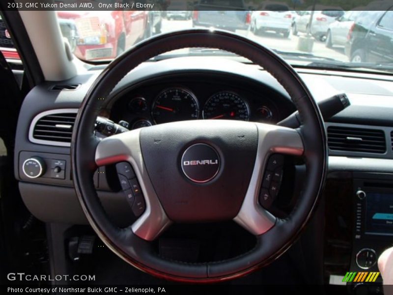 Onyx Black / Ebony 2013 GMC Yukon Denali AWD