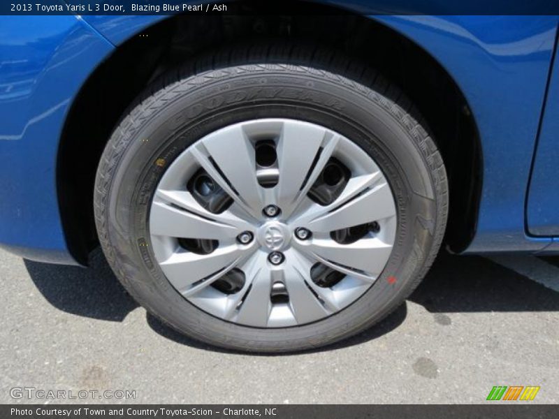 Blazing Blue Pearl / Ash 2013 Toyota Yaris L 3 Door