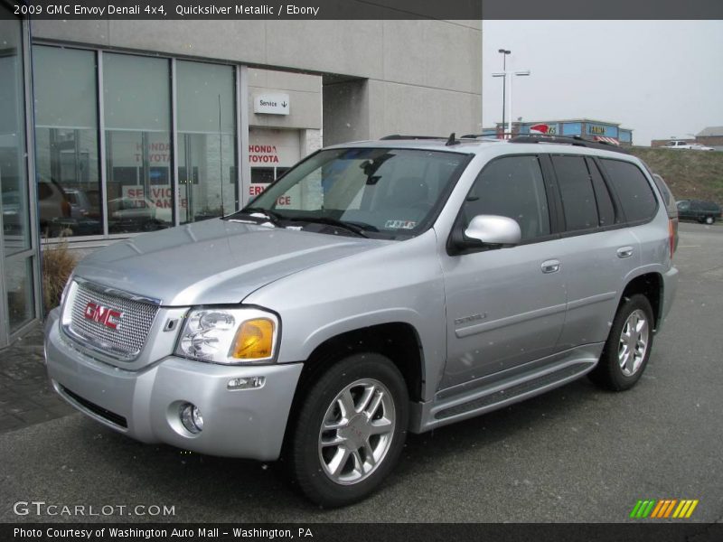 Quicksilver Metallic / Ebony 2009 GMC Envoy Denali 4x4