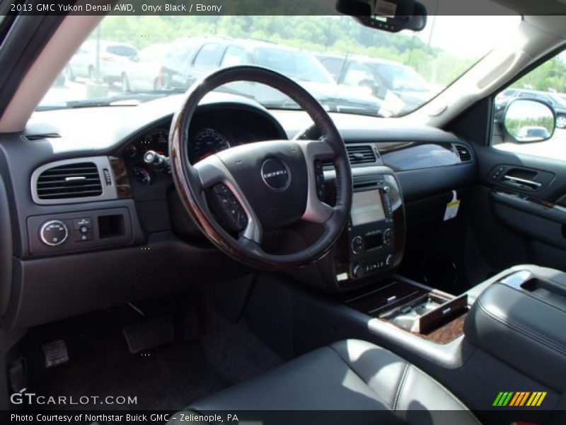 Onyx Black / Ebony 2013 GMC Yukon Denali AWD
