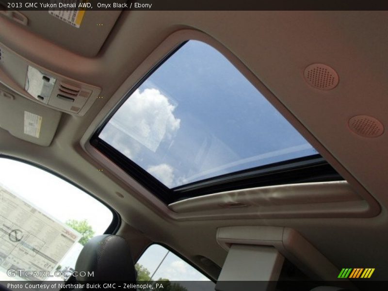 Onyx Black / Ebony 2013 GMC Yukon Denali AWD