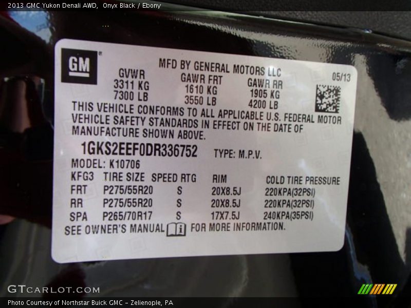 Onyx Black / Ebony 2013 GMC Yukon Denali AWD