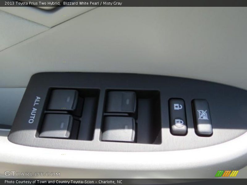 Blizzard White Pearl / Misty Gray 2013 Toyota Prius Two Hybrid