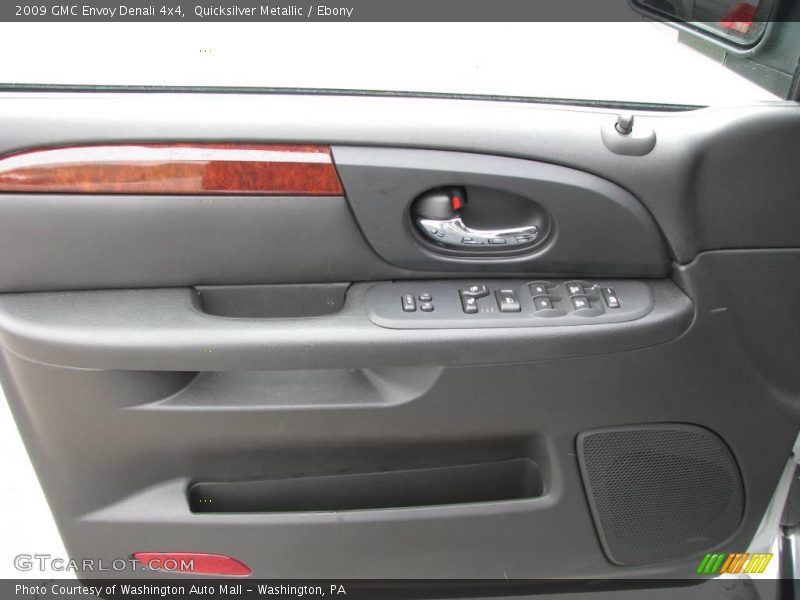 Quicksilver Metallic / Ebony 2009 GMC Envoy Denali 4x4