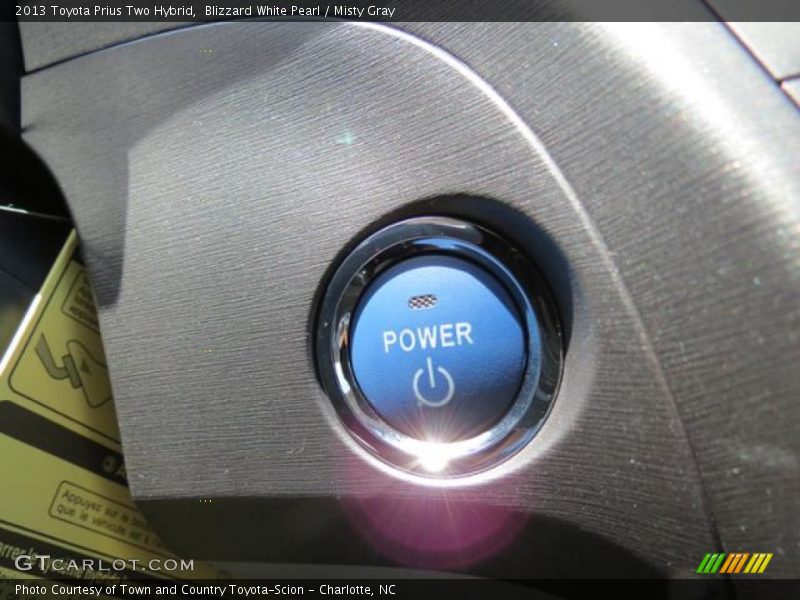 Blizzard White Pearl / Misty Gray 2013 Toyota Prius Two Hybrid