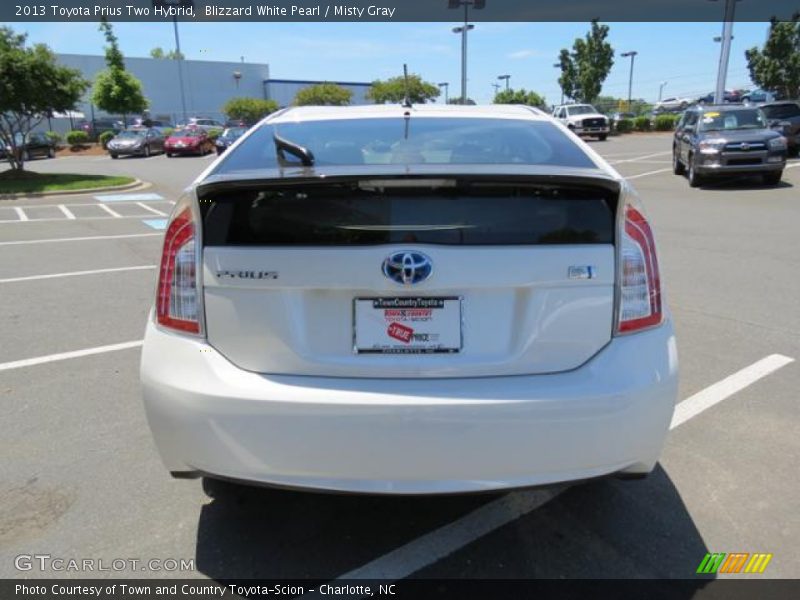 Blizzard White Pearl / Misty Gray 2013 Toyota Prius Two Hybrid