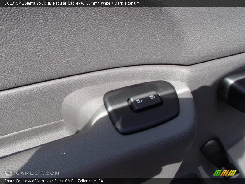 Summit White / Dark Titanium 2013 GMC Sierra 2500HD Regular Cab 4x4