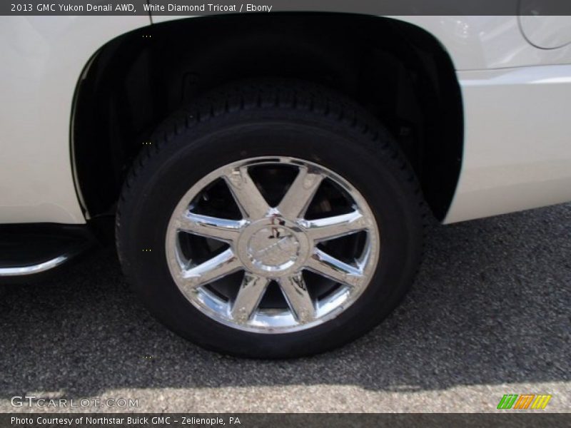 White Diamond Tricoat / Ebony 2013 GMC Yukon Denali AWD