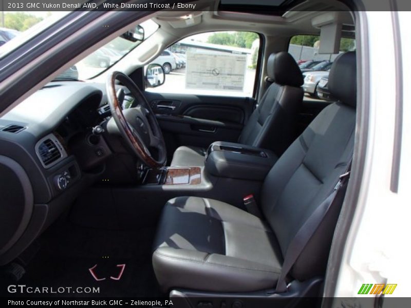 White Diamond Tricoat / Ebony 2013 GMC Yukon Denali AWD