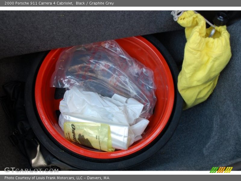 Black / Graphite Grey 2000 Porsche 911 Carrera 4 Cabriolet