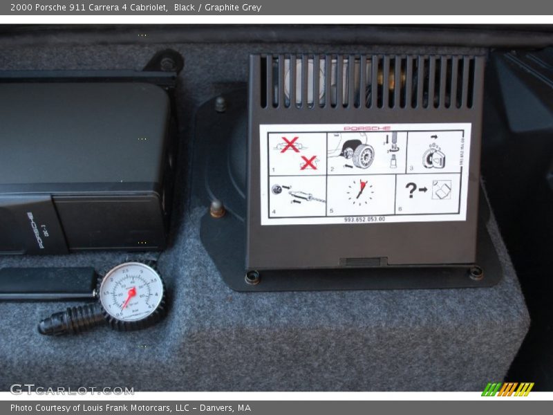 Black / Graphite Grey 2000 Porsche 911 Carrera 4 Cabriolet