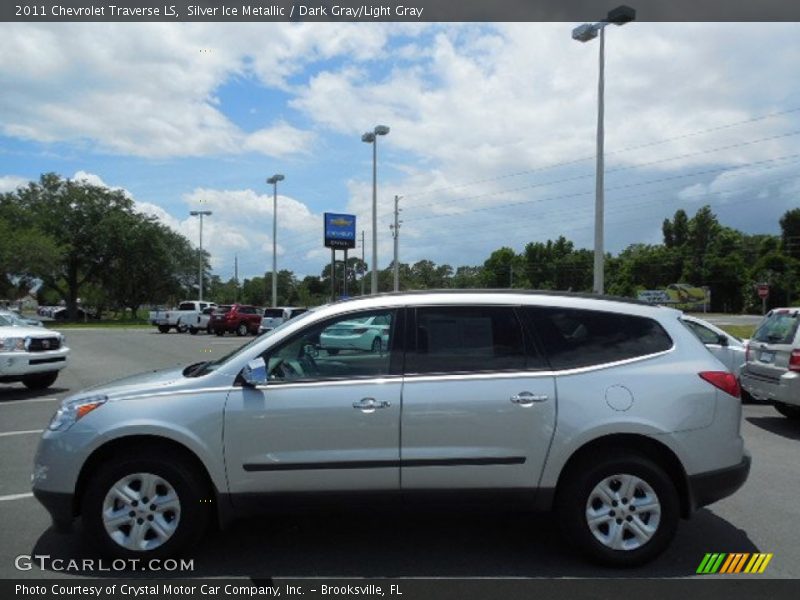 Silver Ice Metallic / Dark Gray/Light Gray 2011 Chevrolet Traverse LS