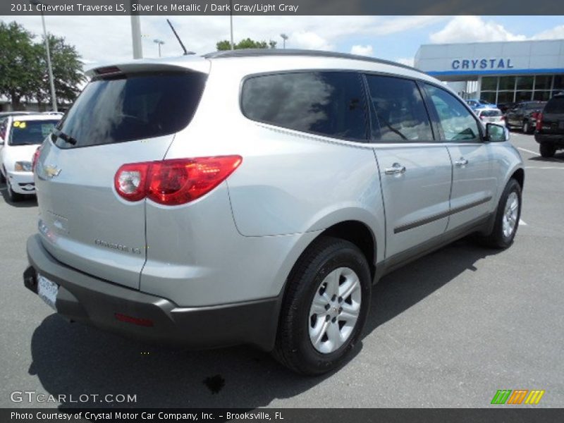 Silver Ice Metallic / Dark Gray/Light Gray 2011 Chevrolet Traverse LS