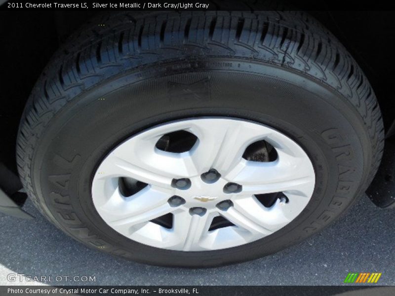 Silver Ice Metallic / Dark Gray/Light Gray 2011 Chevrolet Traverse LS