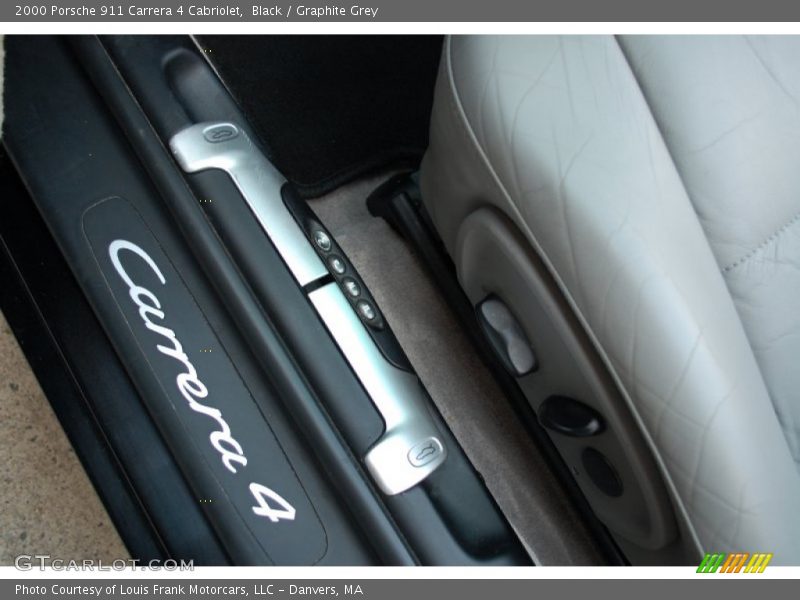Black / Graphite Grey 2000 Porsche 911 Carrera 4 Cabriolet