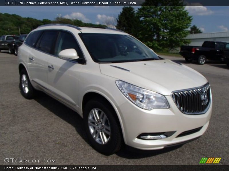 Front 3/4 View of 2013 Enclave Convenience AWD