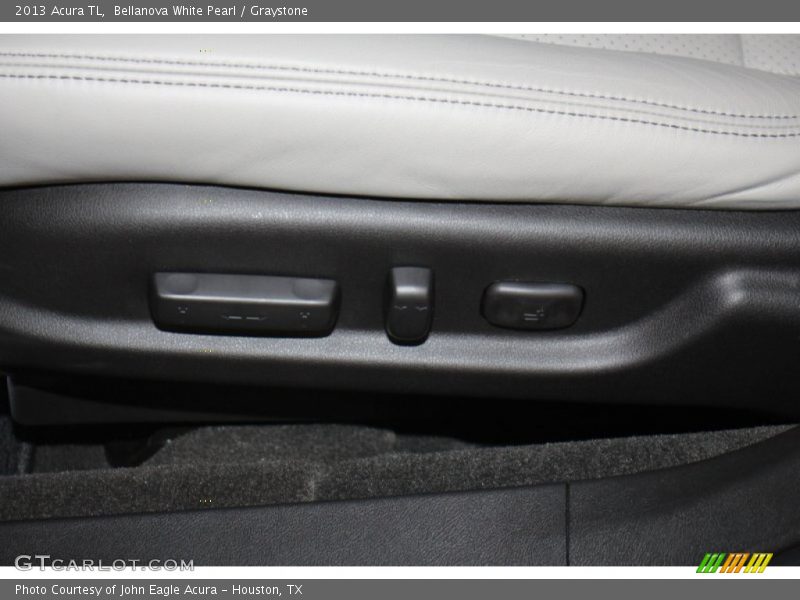 Bellanova White Pearl / Graystone 2013 Acura TL