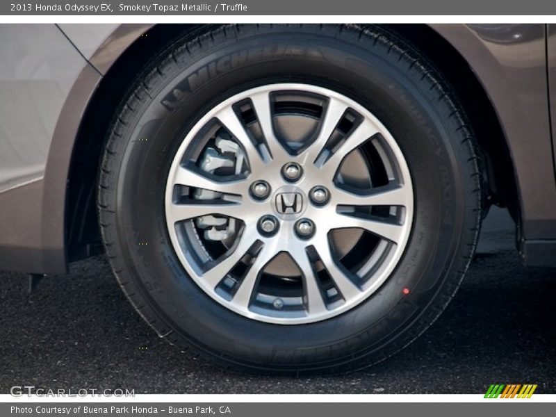 Smokey Topaz Metallic / Truffle 2013 Honda Odyssey EX