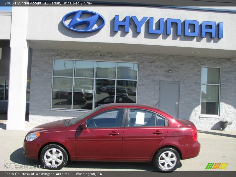 Wine Red / Gray 2006 Hyundai Accent GLS Sedan