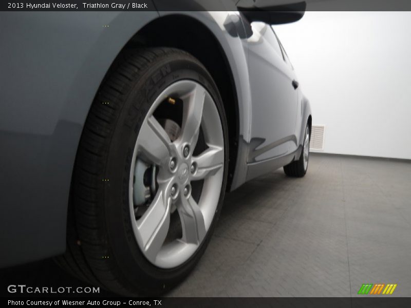 Triathlon Gray / Black 2013 Hyundai Veloster