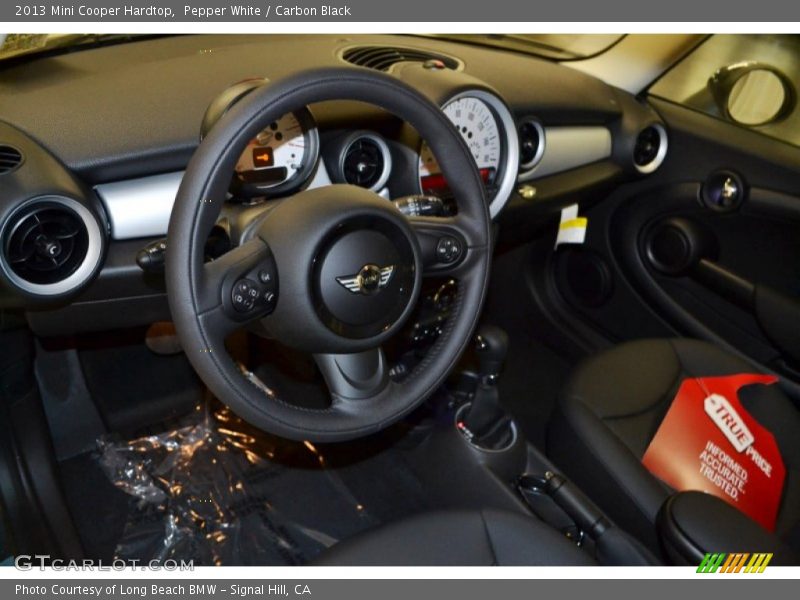 Pepper White / Carbon Black 2013 Mini Cooper Hardtop