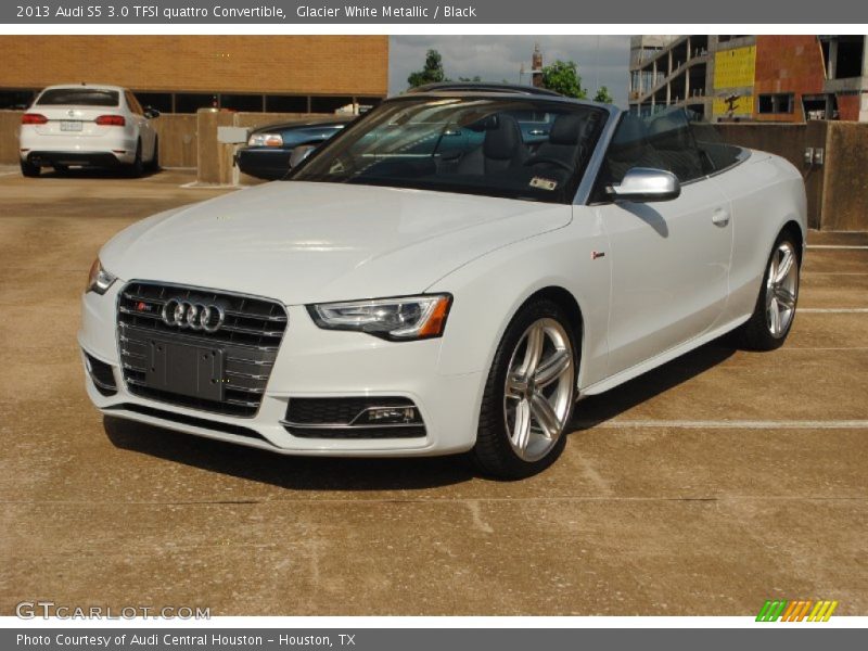 Front 3/4 View of 2013 S5 3.0 TFSI quattro Convertible