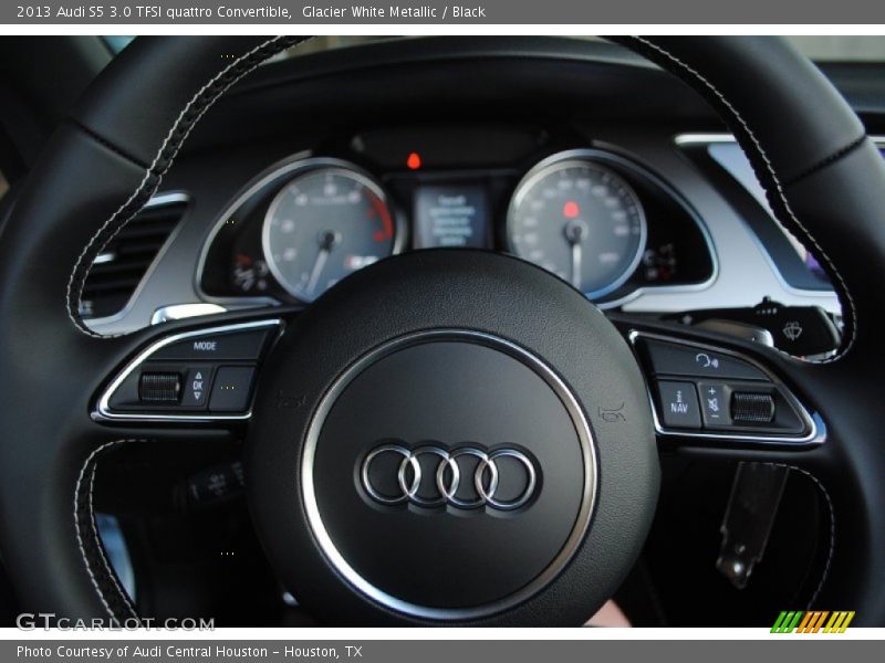  2013 S5 3.0 TFSI quattro Convertible Steering Wheel