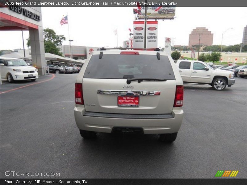 Light Graystone Pearl / Medium Slate Gray/Dark Slate Gray 2009 Jeep Grand Cherokee Laredo